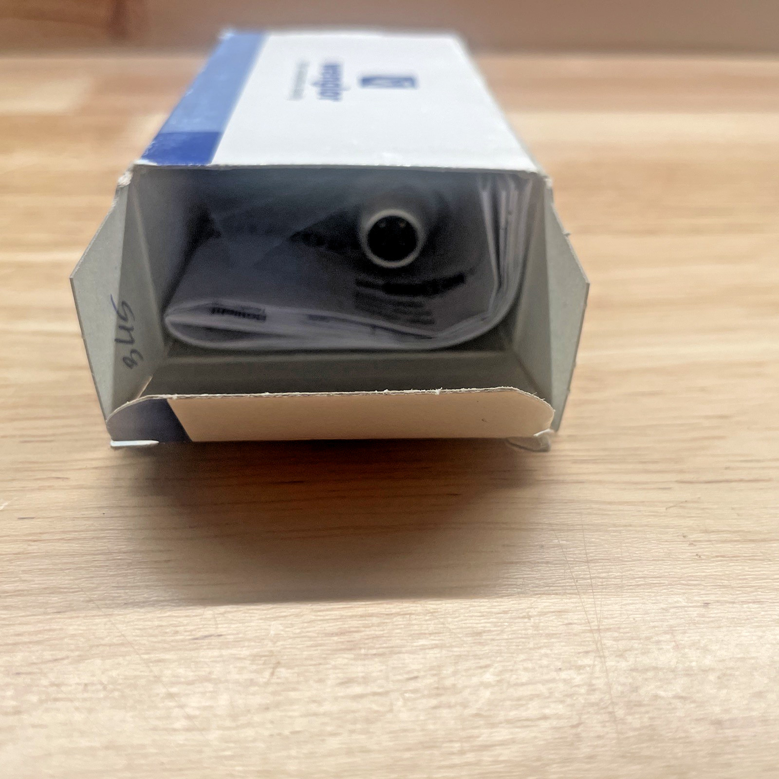 Wenglor OHD202A0103 Reflex Sensor Background Suppression 200mm Range New