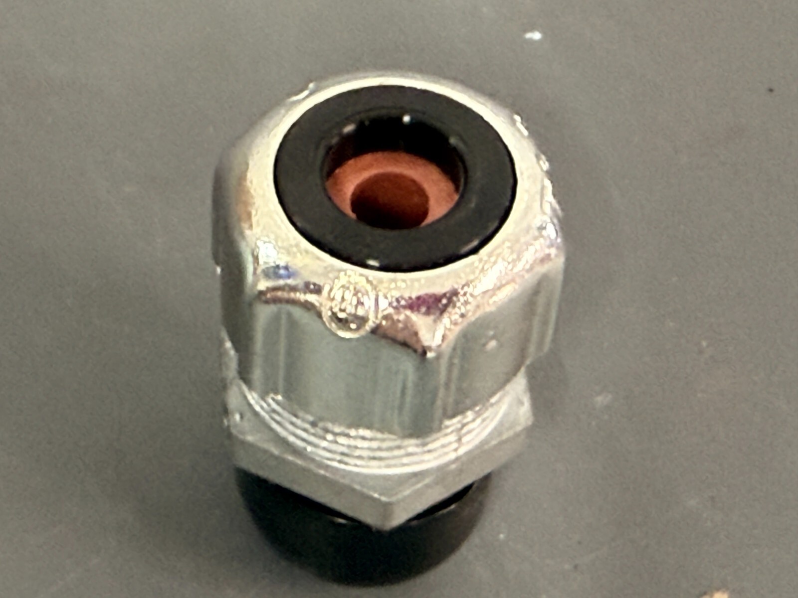 25 Thomas & Betts 1/2″ Straight Liquidtight Cord Connectors 0.125-0.250
