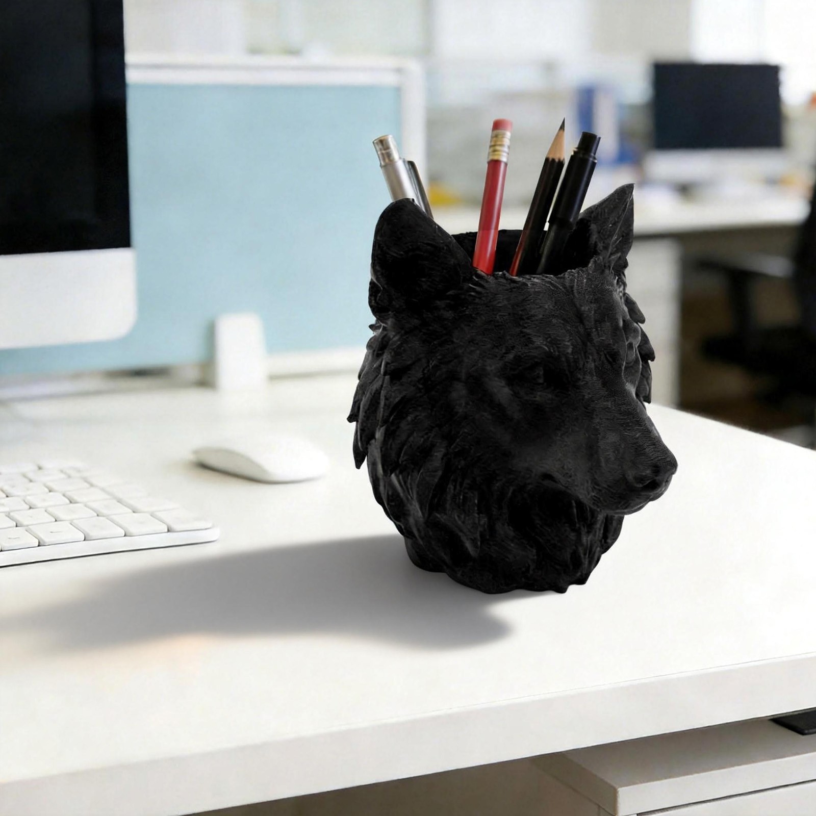 3D Printed Wolf Head Pen Holder, Black Plastic Animal Desk Stationery Organizer