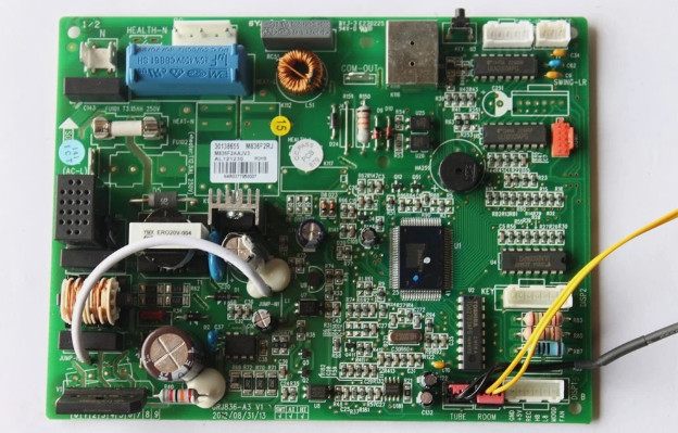17122000018658 MRCOOL Board Main Control