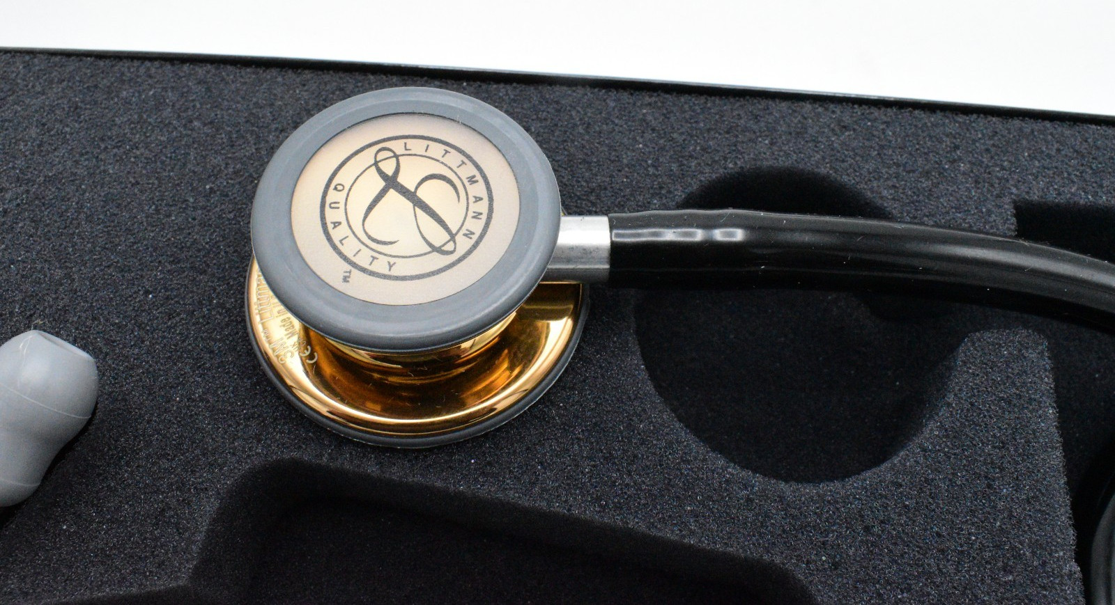 Littmann Classic III Stethoscope 27″ Black Tube Polished Copper Chestpiece #5646