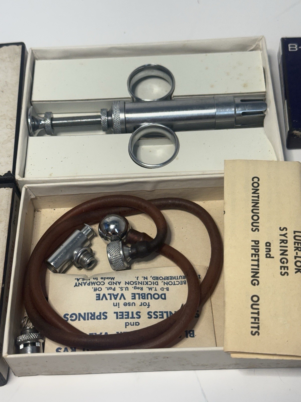 Vintage Becton Dickinson B-D Cornwall Pipetting Outfit 1250MH Complete