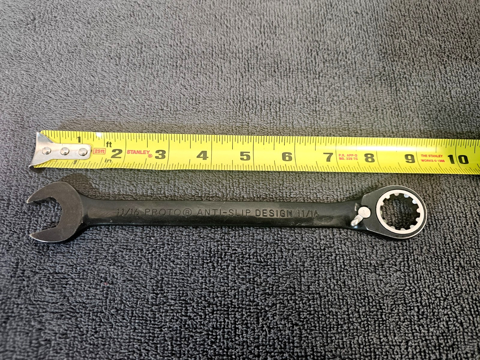 Proto Tools USA, Reversible Combo Ratchet Wrench 11/16in, Black Chrome, SCV22