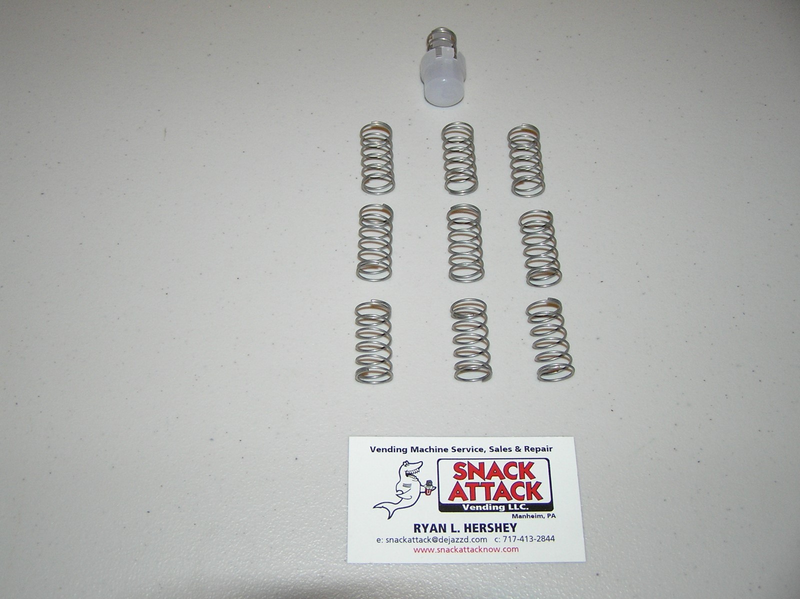 DIXIE NARCO SODA VENDING MACHINE (9) «COKE FRONT» SELECTION BUTTON SPRINGS