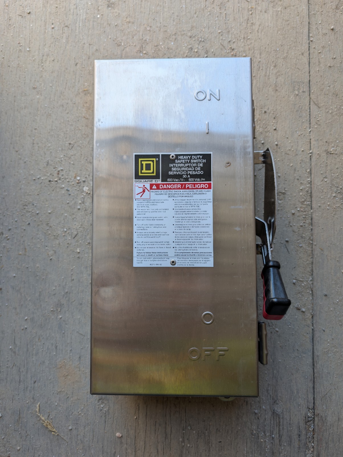Square D HU361DS – 3P 600V 30A Non-Fusible Disconnect – NEMA 4 – NEW