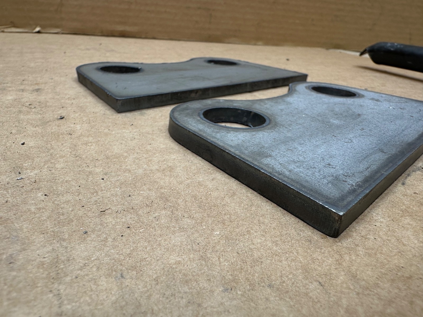 Mini Excavator Bucket Ears Universal AGT CFG 25mm 1″ Chinese 1 Ton PAIR 1/4″