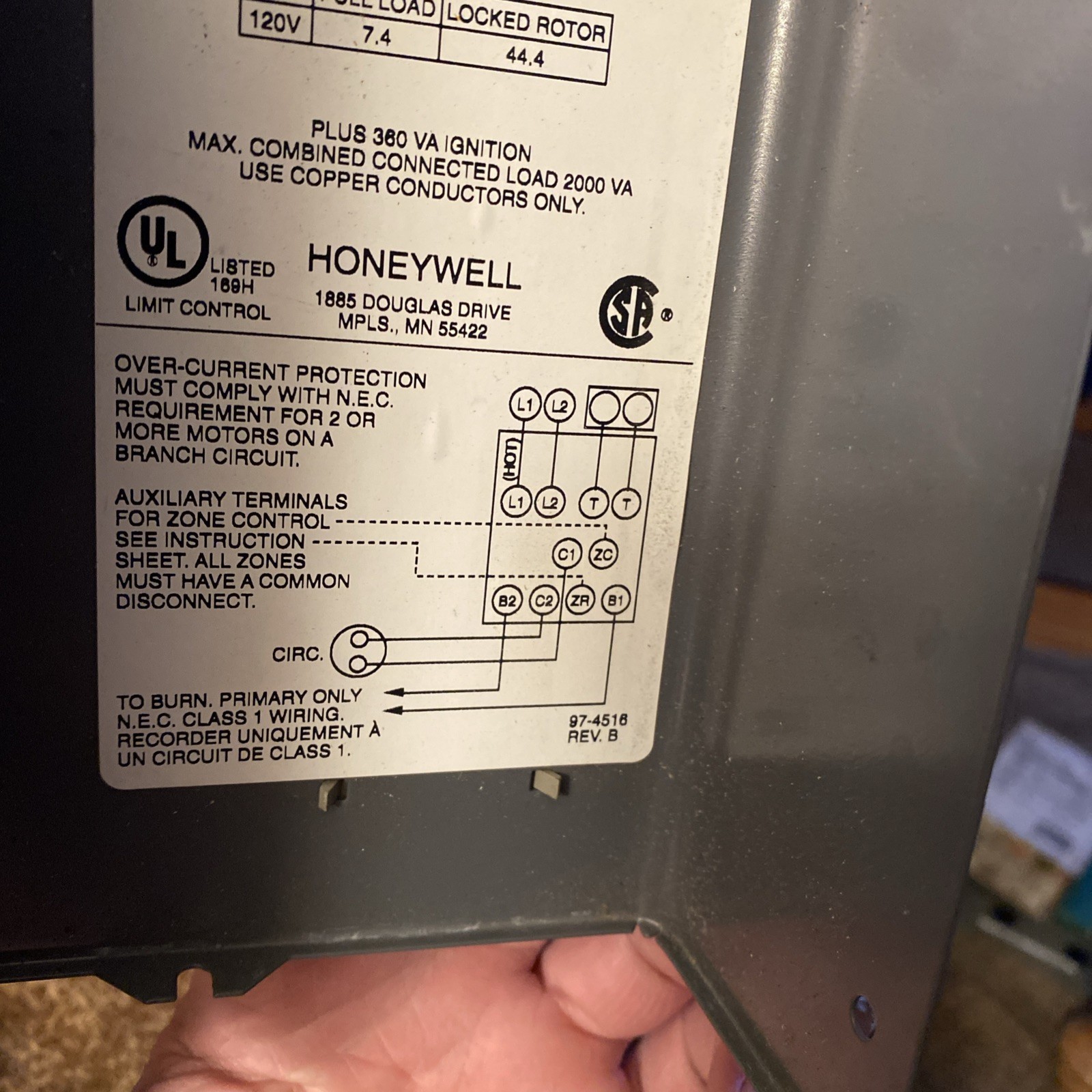 Honeywell Triple Aquastat Relay L8124A,C Open Box No Packaging New