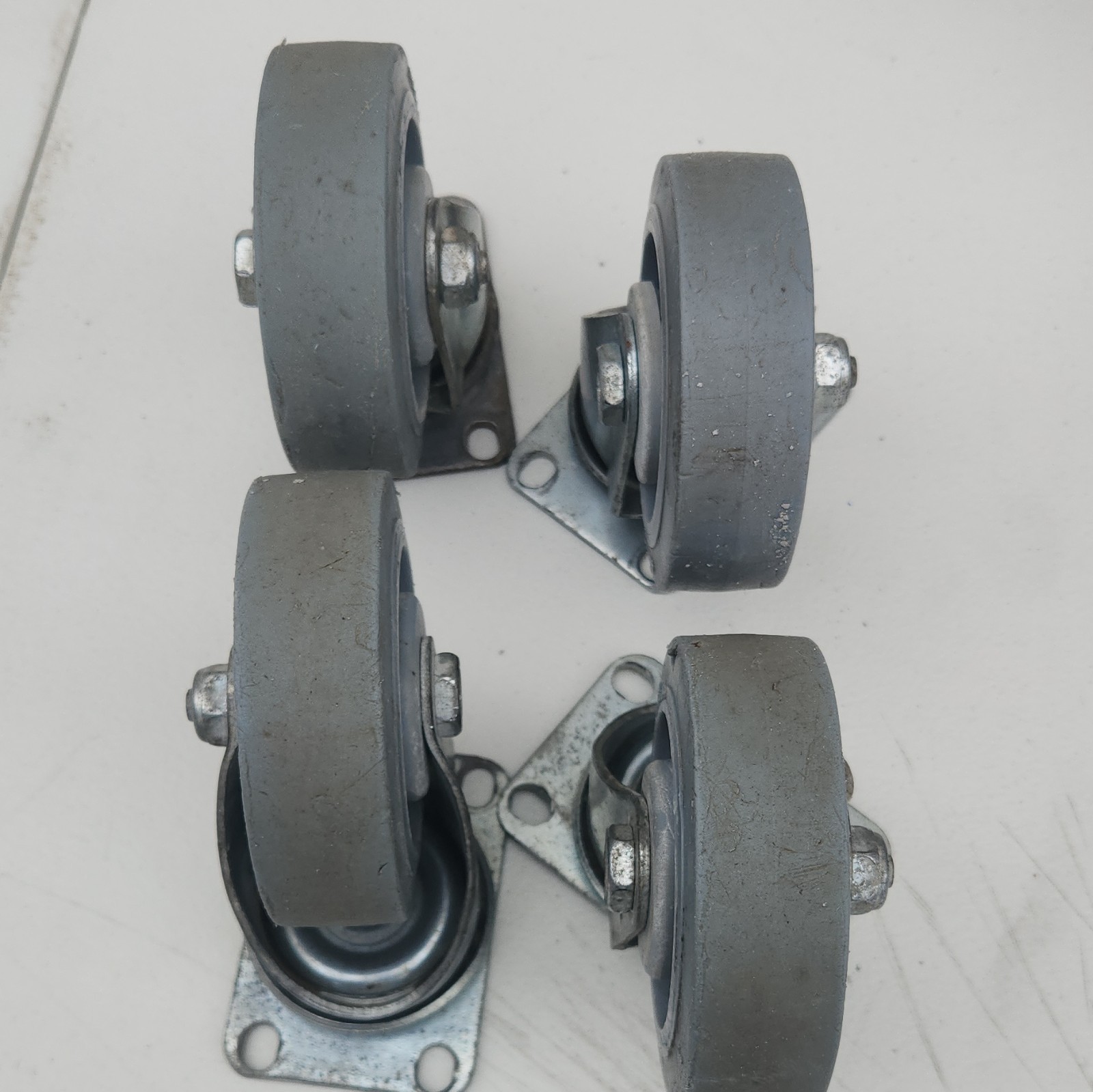 Lot of 4 Colson Dolly 4″ Wheel Swivels Caster grey