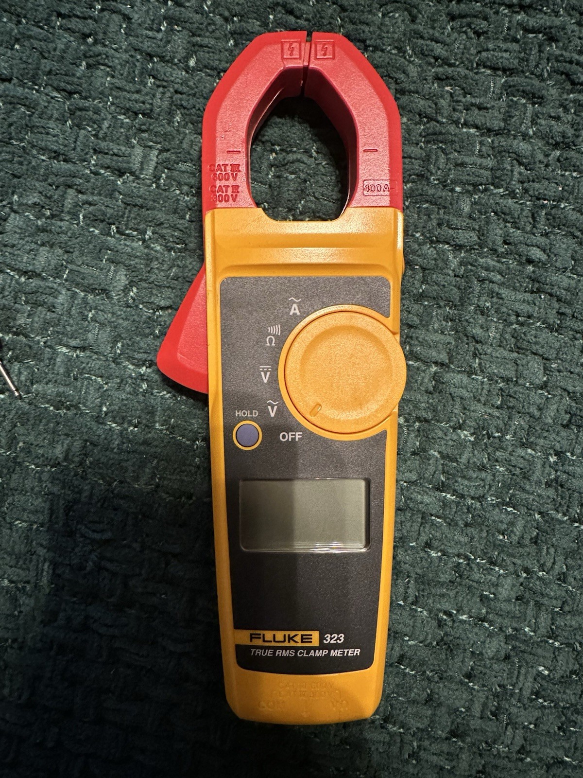 Fluke 323 Clamp Meter