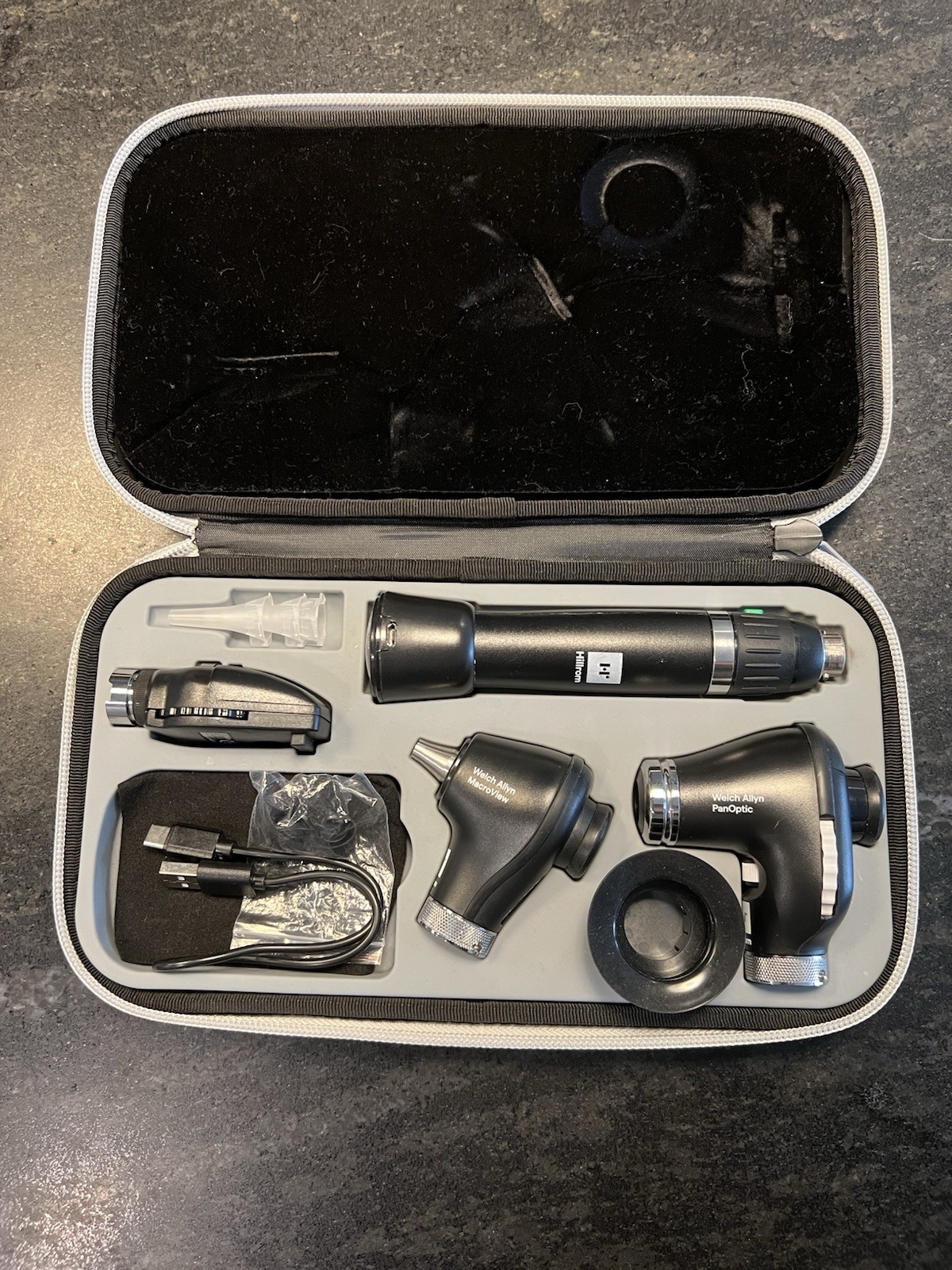 Welch Allyn Lithium Ion PanOptic Set MacroView Otoscope