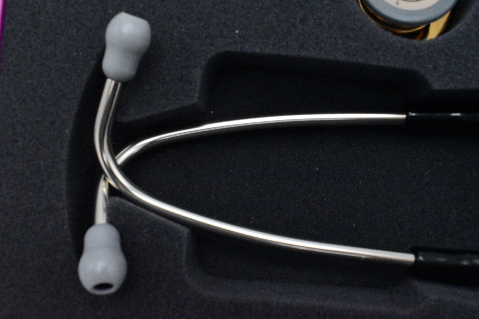 Littmann Classic III Stethoscope 27″ Black Tube Polished Copper Chestpiece #5646