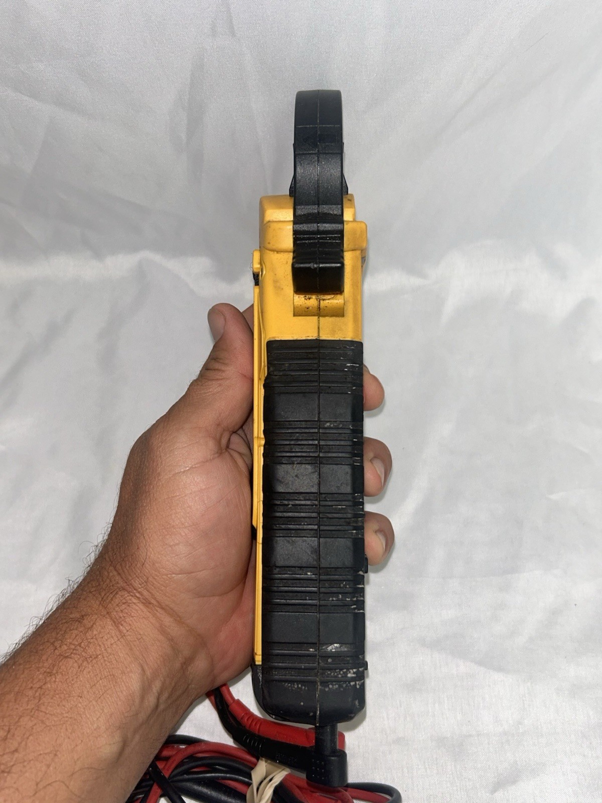 UEI DL599 True RMS Clamp Meter