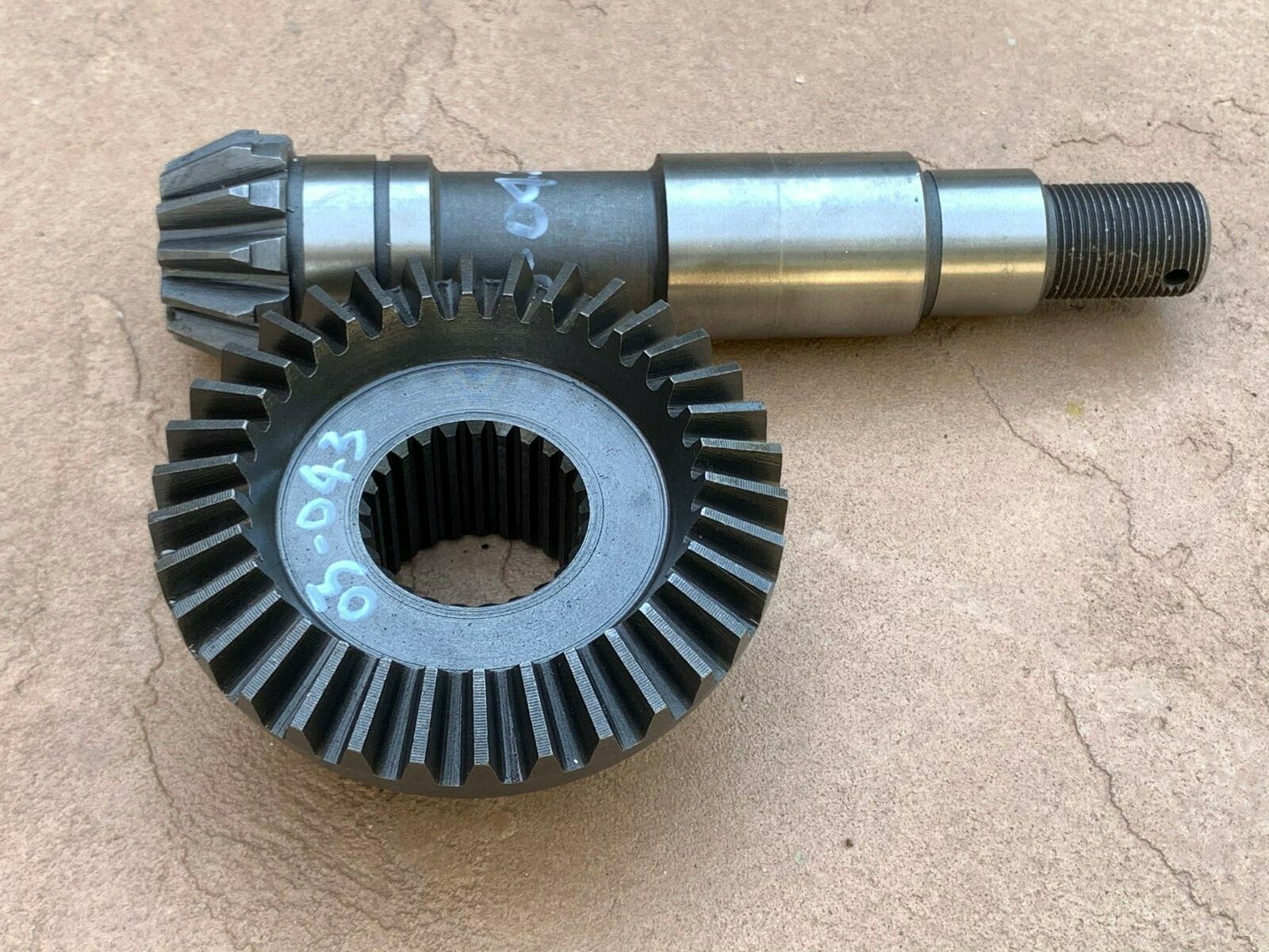 One set Rhino finish mower Gears 00775122 n 00775121 for gearbox 0075088P