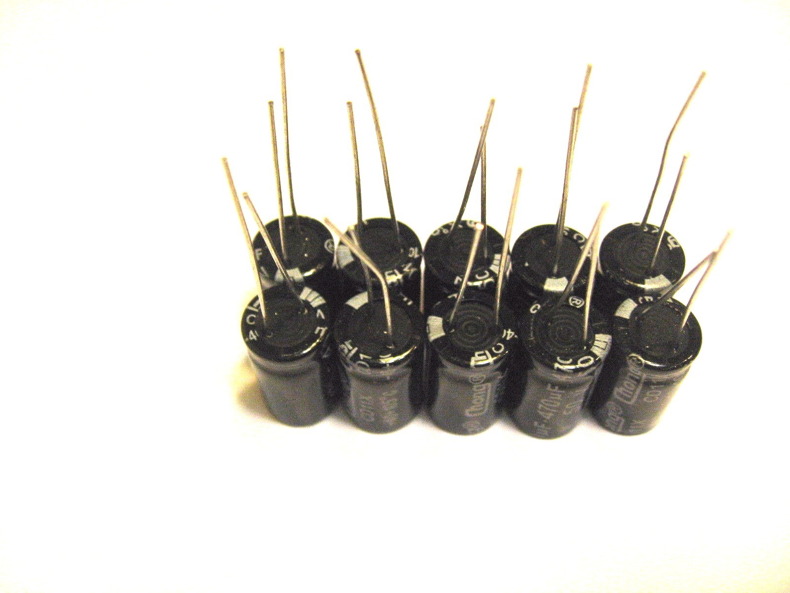 470uF 50V (10x) Electrolytic Capacitors 50V 470uF Volume 10×17 mm