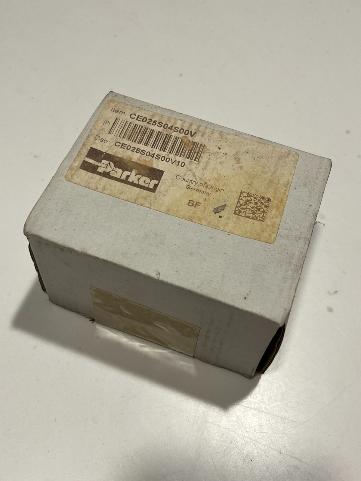 Parker CE025S04S00V Valve Cartridge Element (25mm). ORIGINAL FACTORY PACKAGE