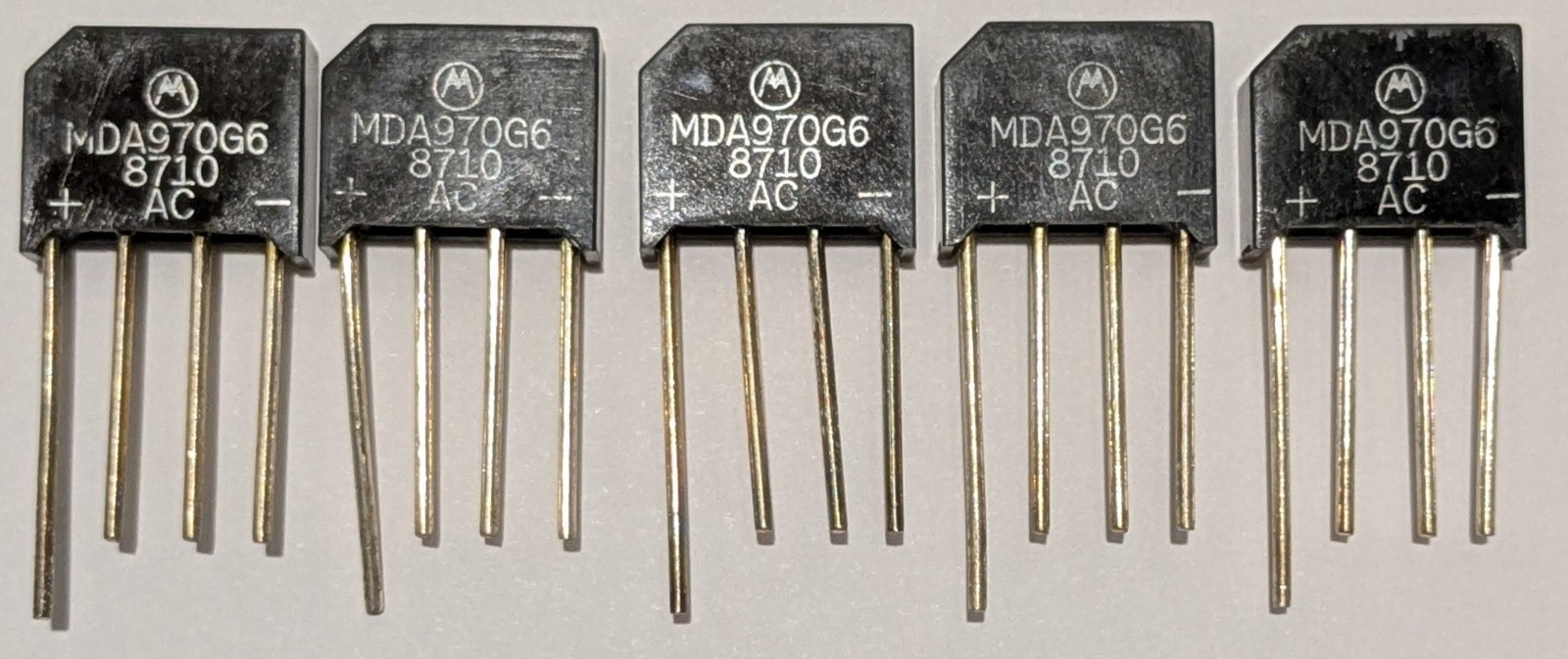 5 X Motorola 4 Amp 600 Volt Low Profile Bridge Rectifier – 600V 4A Inline Small
