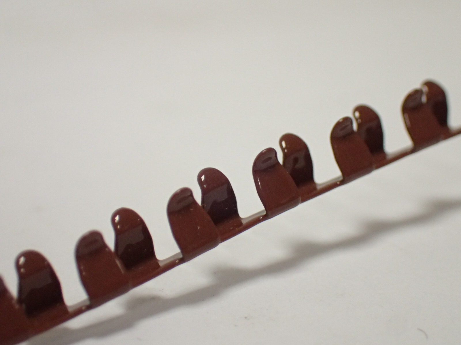 DEVICE TECHNOLOGIES SPRING-FAST CATERPILLAR GROMMETS M22529/1-2R-25 T2-25-ER