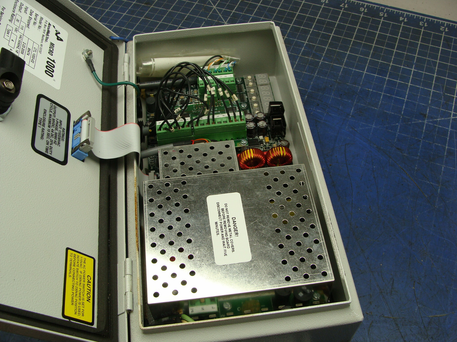 ACCUWEB MICRO1000 WEB GUIDE CONTROL CTL 1000-02 INPUT: 115VAC OUTPUT: 30VDC 4A
