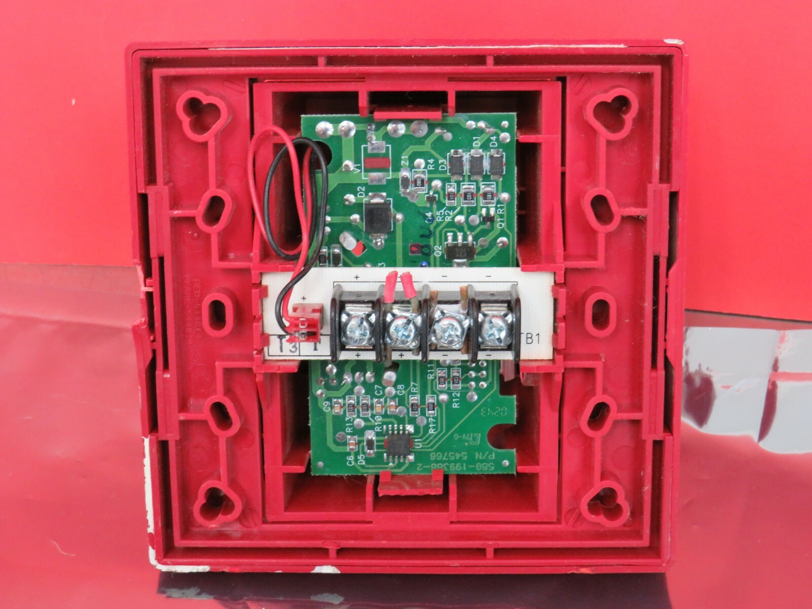 SIEMENS U-MCS STAND ALONE FIRE ALARM STROBE RED P/N 500-699701