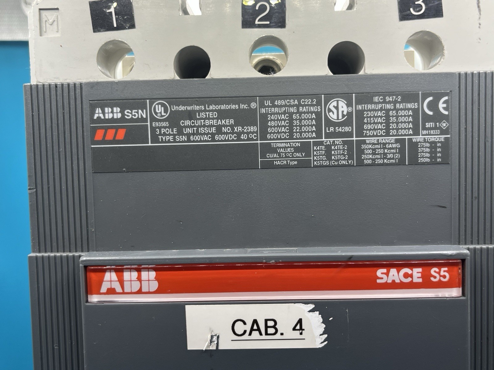 ABB S5N Bolt On Circuit Breaker 300A 3P 600VAC 600VDC SACE S5 Shunt Trip Aux