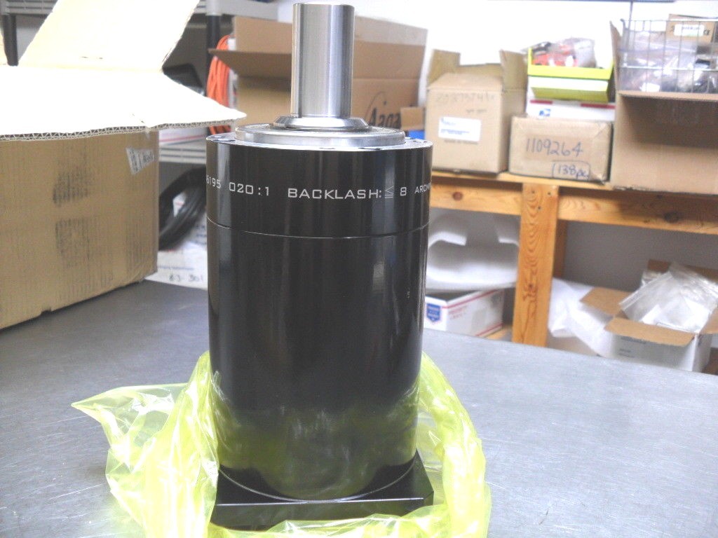 APEX DYNAMICS Planetary Gearbox PE 120-020 Ratio 20:1 NEW Guaranteed 60 Days