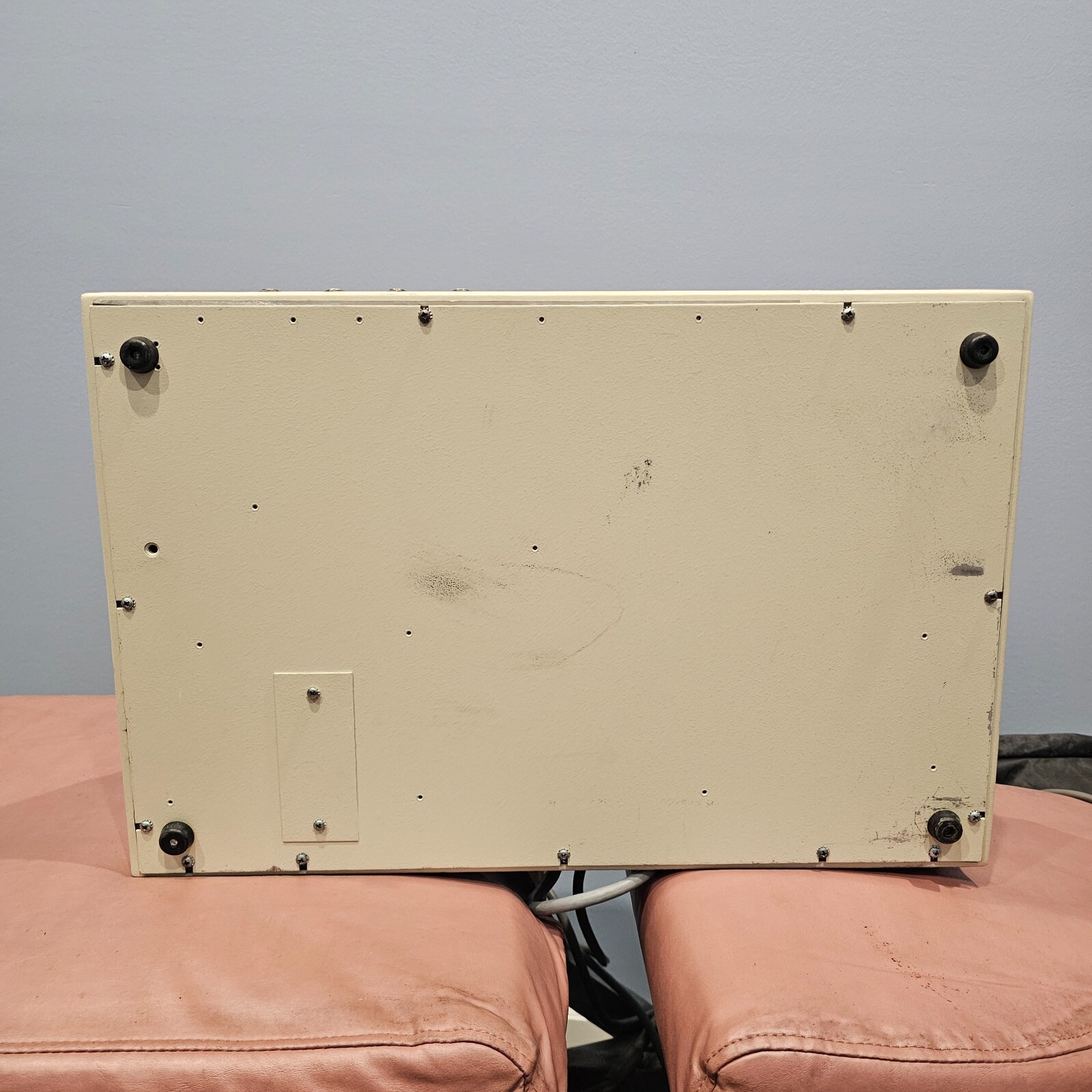 Dynatronics Dynatron 800 – Includes Cord (For Repairs)