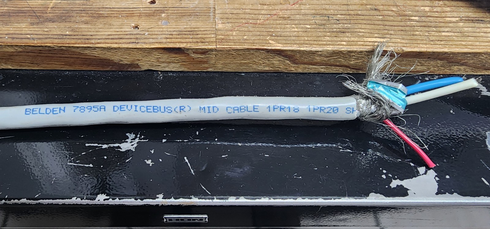 Belden 7895A 18/1P+20/1P Multi-Shielded DeviceBus Mid Data Cable PLTC Gray/10ft