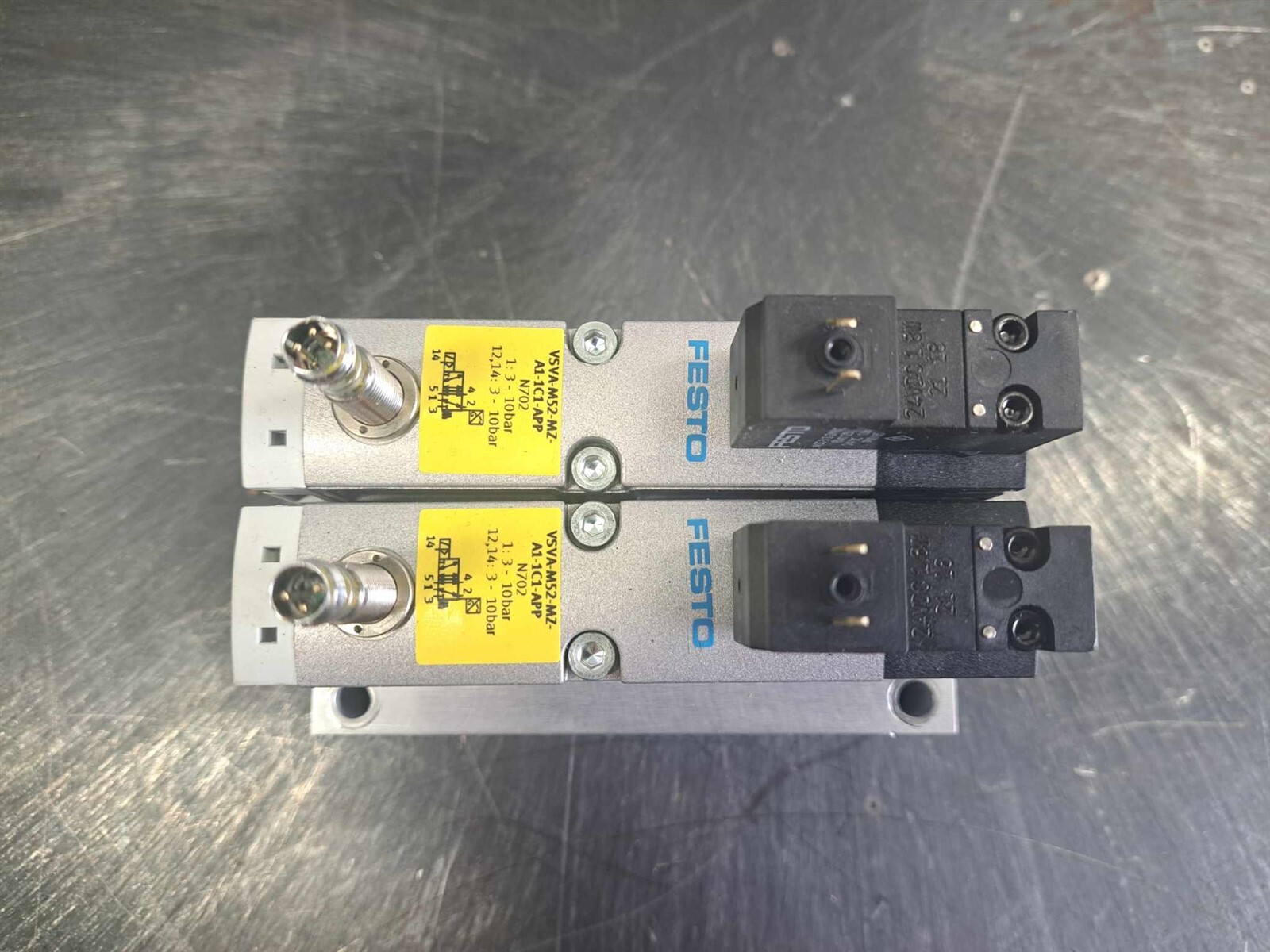Festo Block Assembly w/ (2) Solenoid Valves VSVA-M52-MZ-A1-1C1-APP