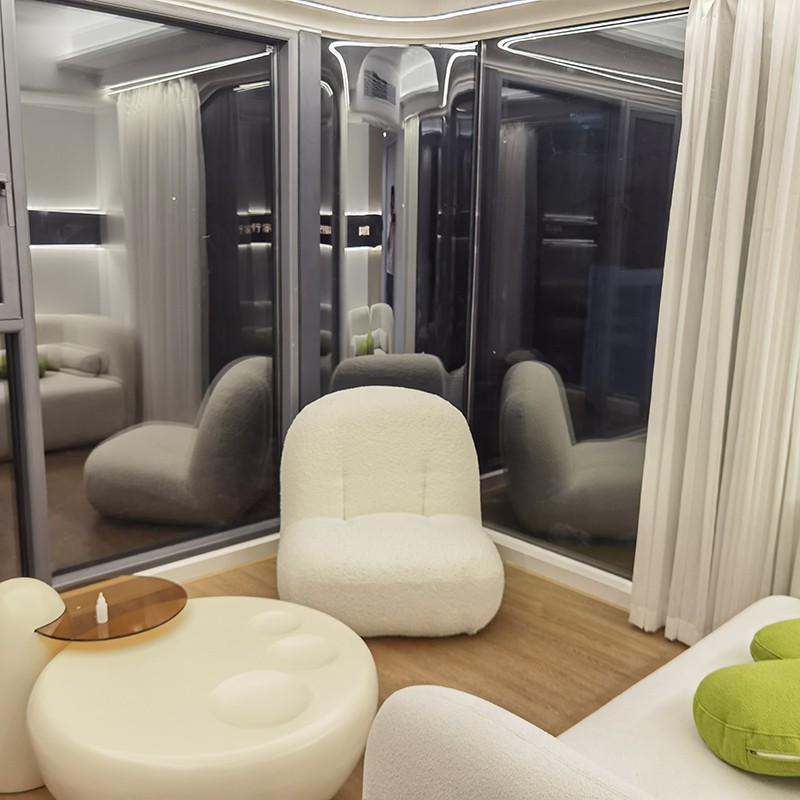 Factory Direct Sales Steel Structure Space House Leisure Capsule Mobile Home