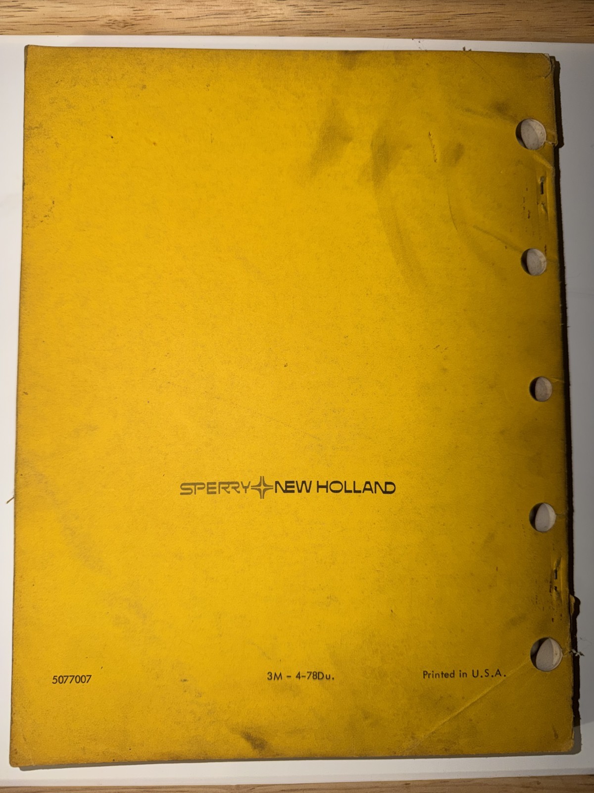 New Holland 770, 717W, 717S, 717R, 717R2, 770R2, Service Operators Manual 1978
