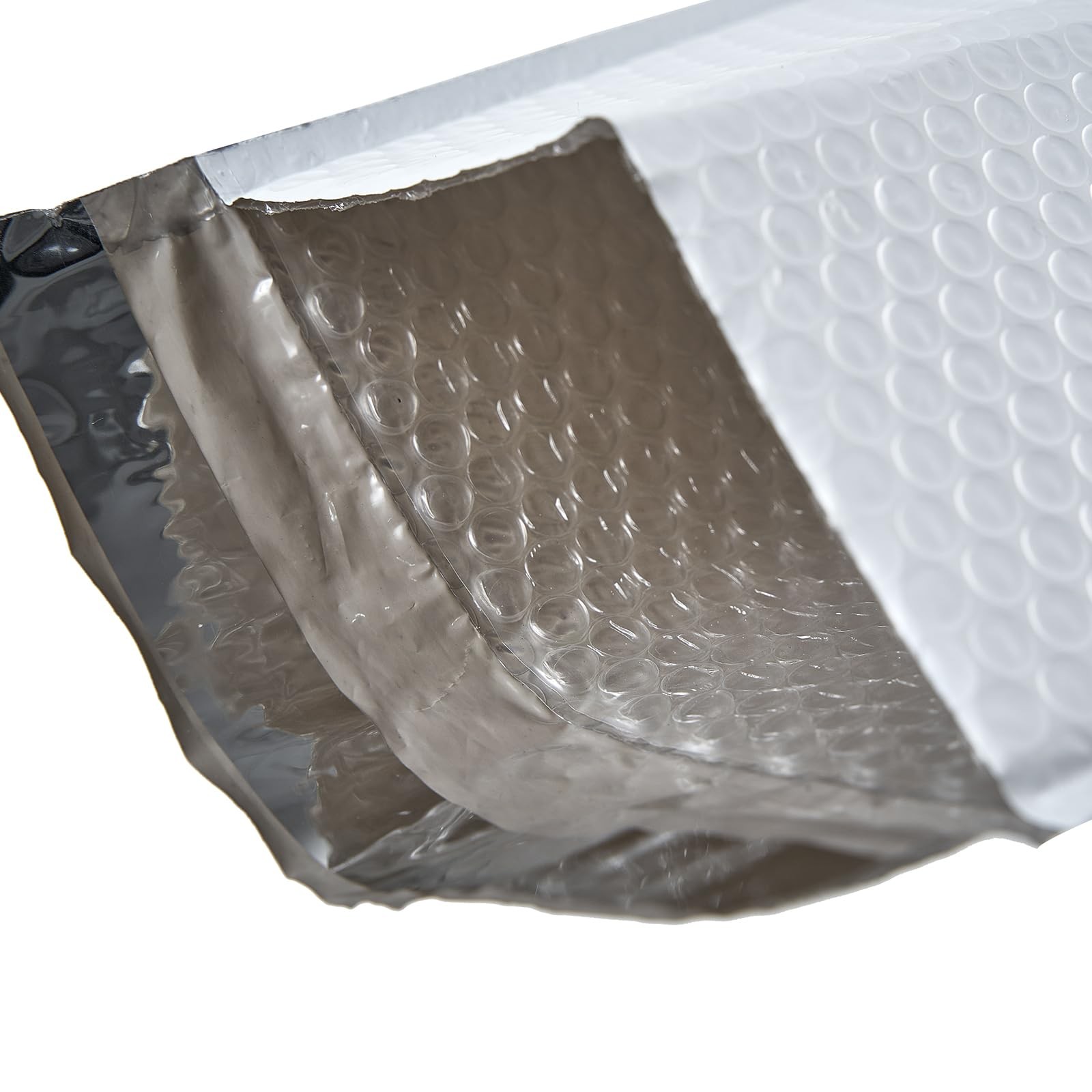 Progo #4 White Padded Bubble Lined Poly Mailer Bag 9.5 x 13.5 inches,