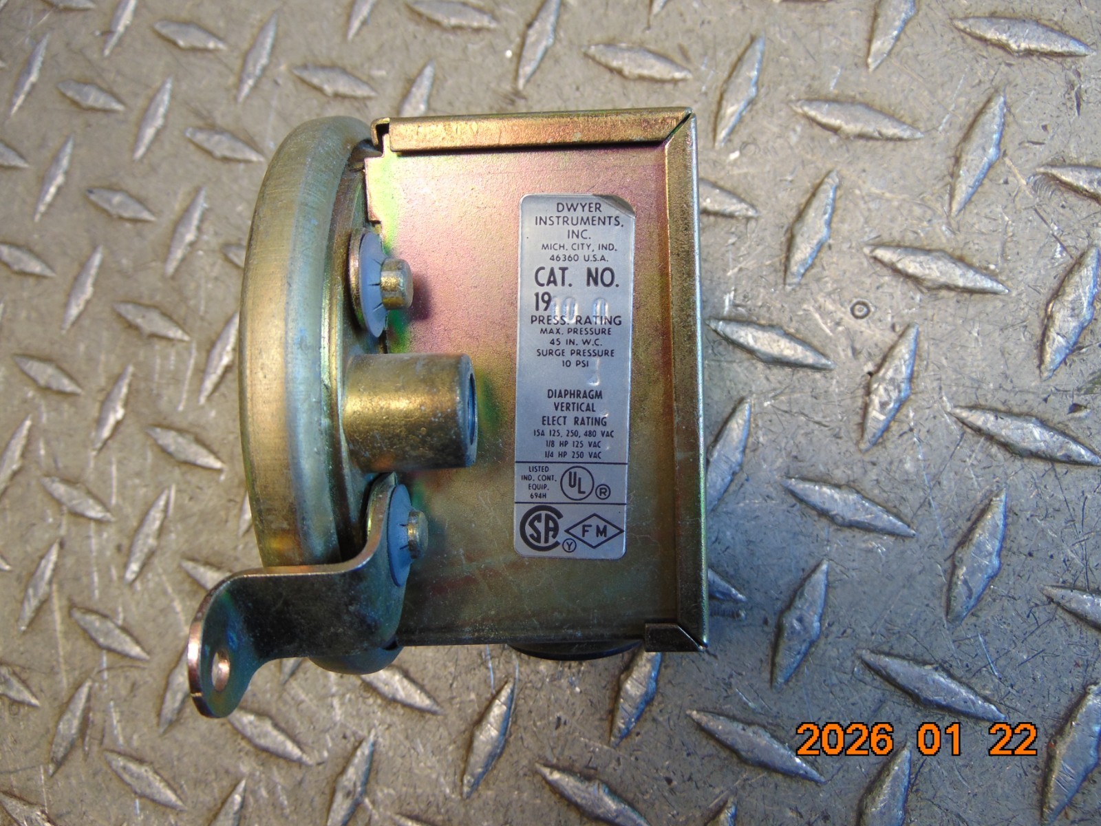 Dwyer 1910-0 Pressure Switch