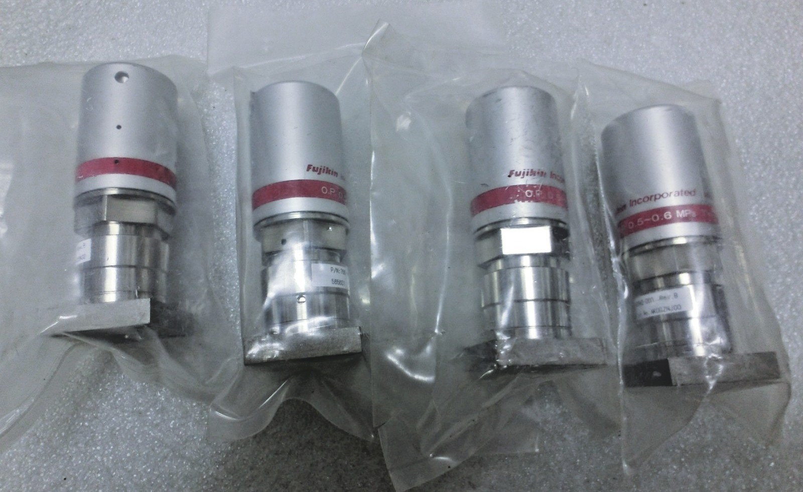 4pcs Fujikin 565601 Lam 766-197842-003 Rev B Diaphragm Valve,0.5~0.6mPa N.C~9927