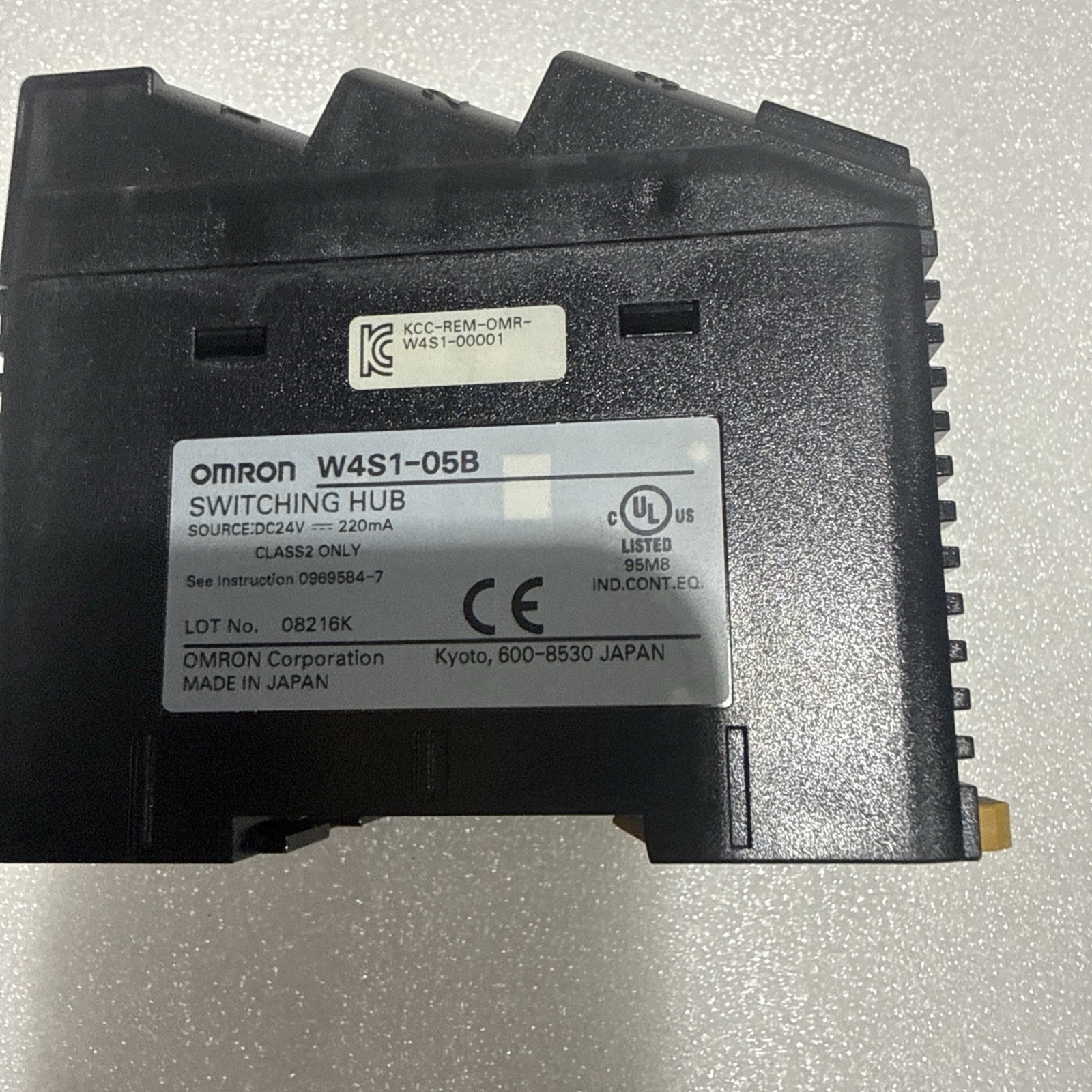 NEW* OMRON W4S1-05B SWITCHING HUB FREE US SHIPPING