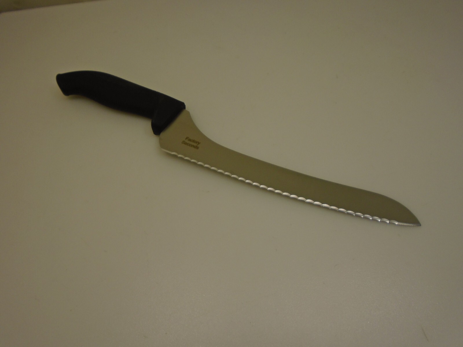 Dexter USA Set (2) 9″ Offset Scalloped Slicer Bread Knives Black Factory Second
