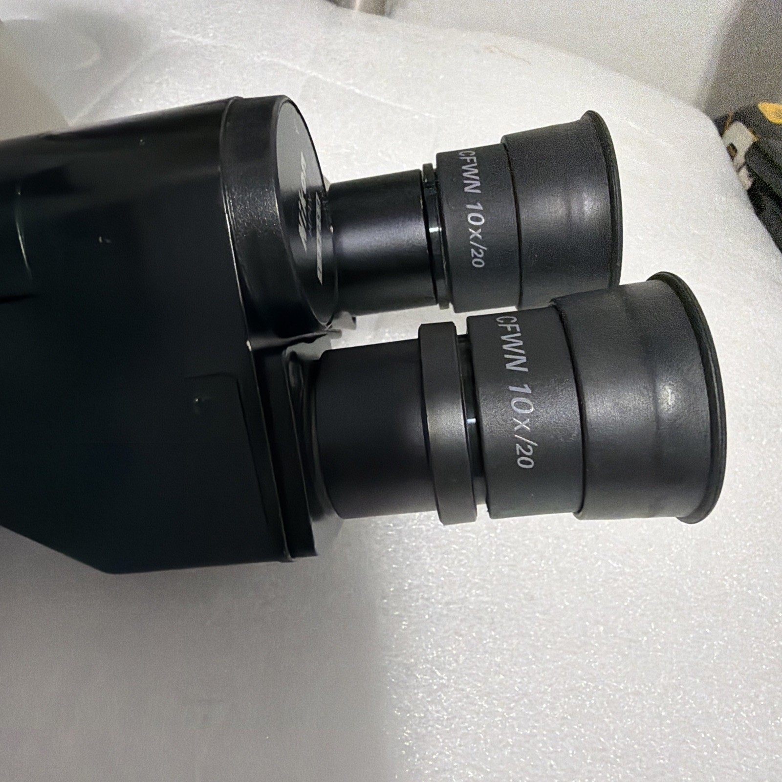 Nikon Microscope Trinocular / quad Head w/ CFWN 10X/20