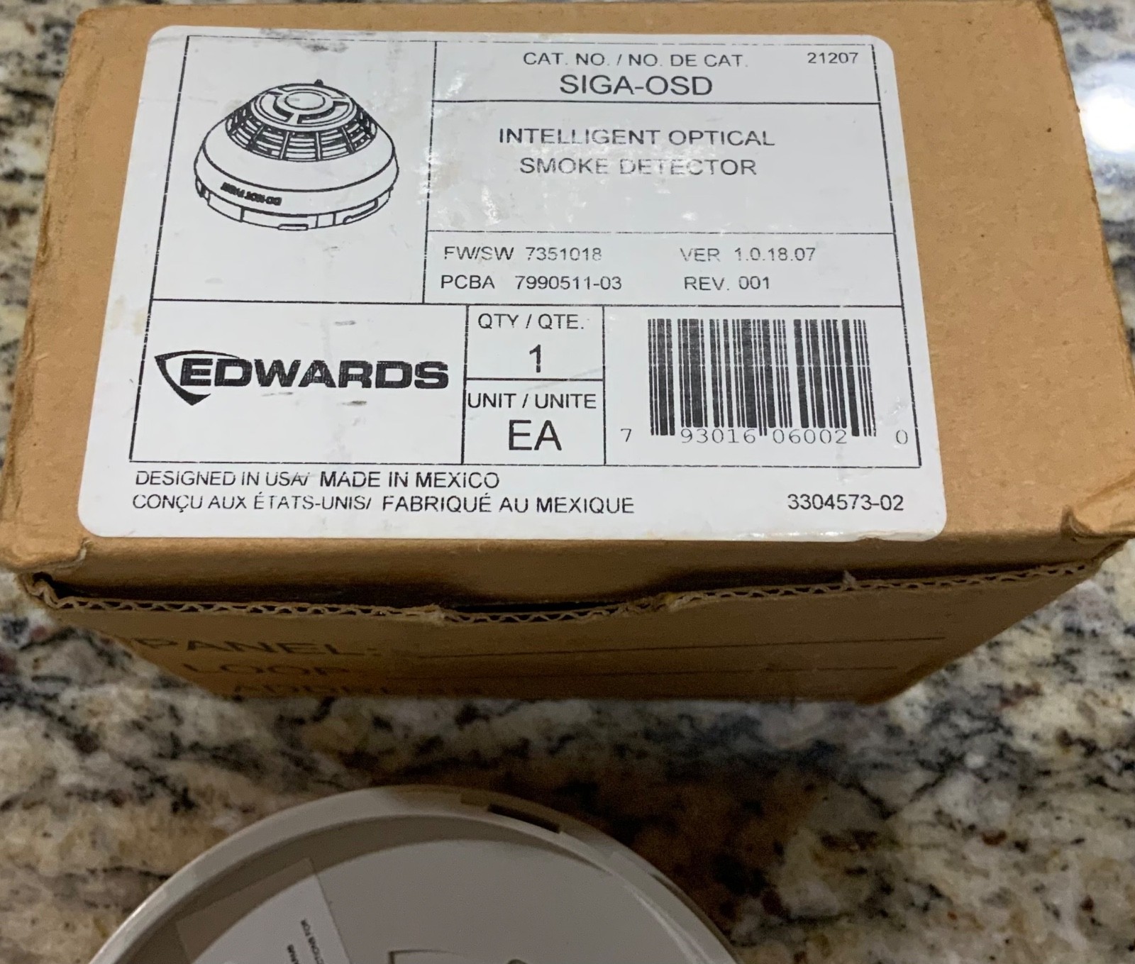 Edwards SIGA-OSD Intelligent Optical Smoke Detector White New in Open Box