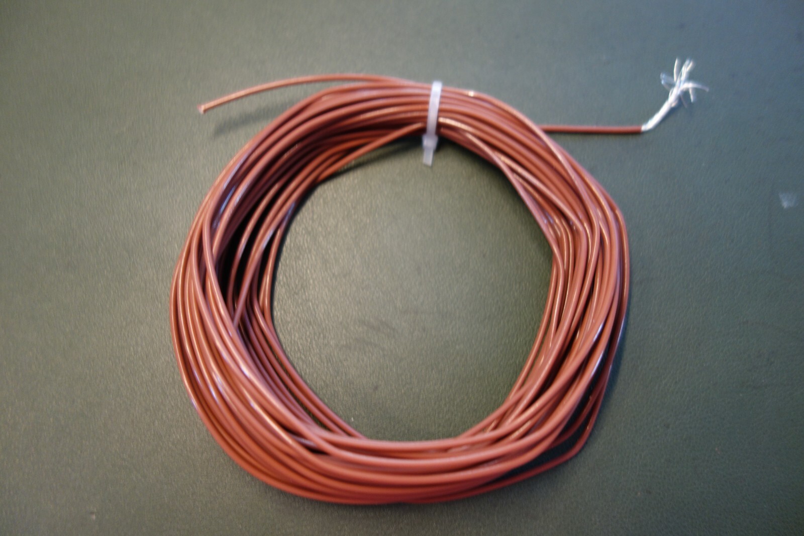 50 Ft – 16 Awg Stranded 600V Silver Plated Copper Teflon/ PTFE Wire – BROWN #2