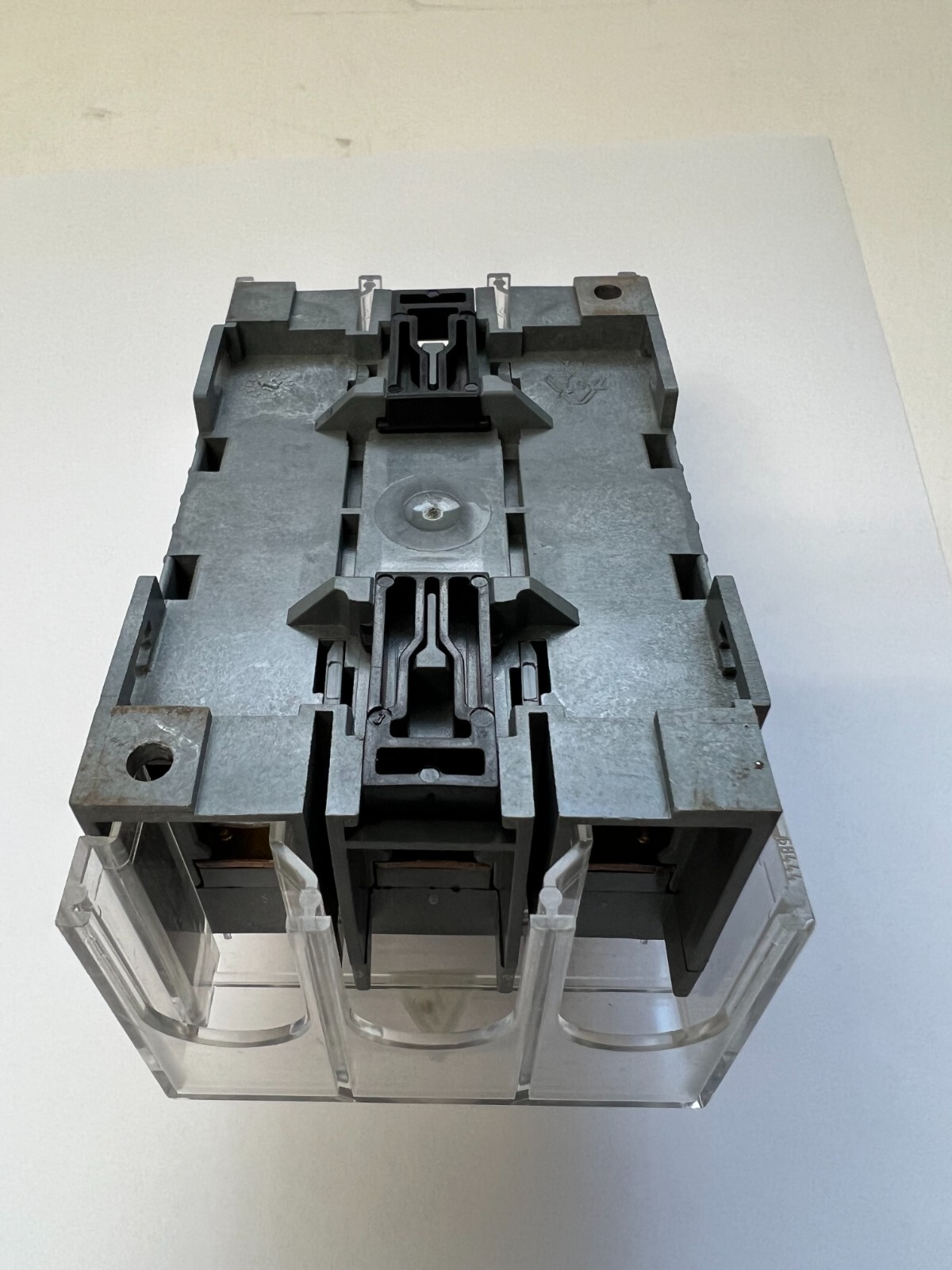 ABB P/N: OT30F3 3 POLE 30 AMP LOAD BREAK SWITCH 750V NEW