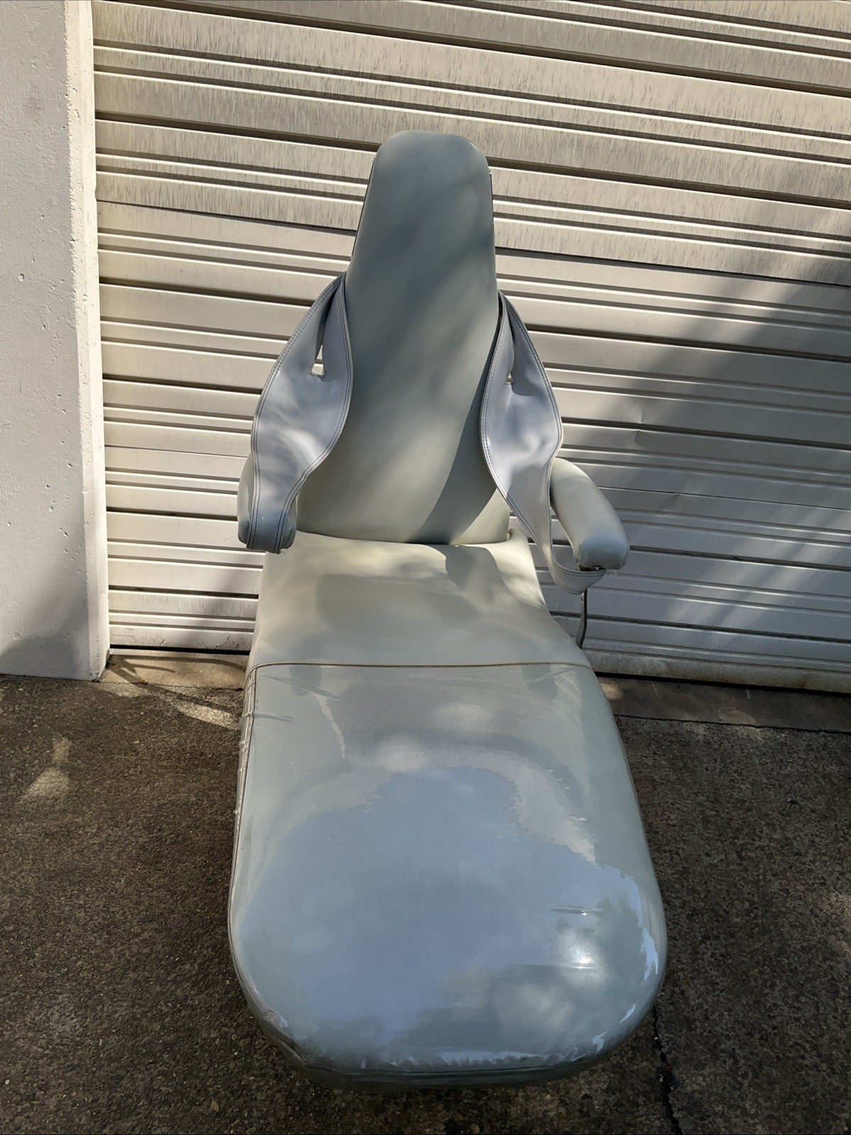 Dental EZ Model PLR-200 Dental Exam Procedure Chair