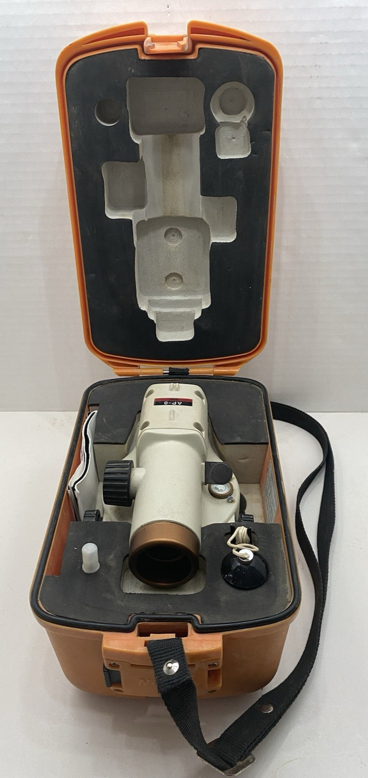 NIKON AP-8 ~ 360 DEGREE AUTOMATIC LEVEL W/ HARD-SHELL CASE ~ UNTESTED