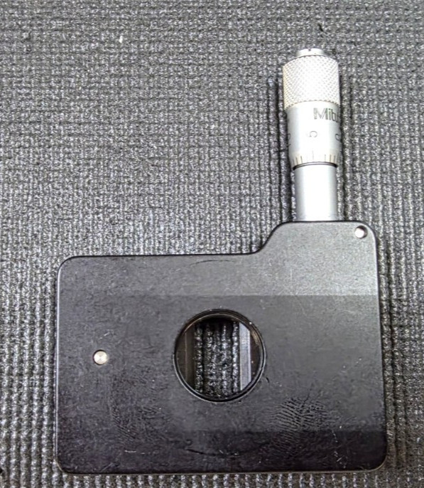 Thorlabs – 30 mm Cage System Adjustable Slit
