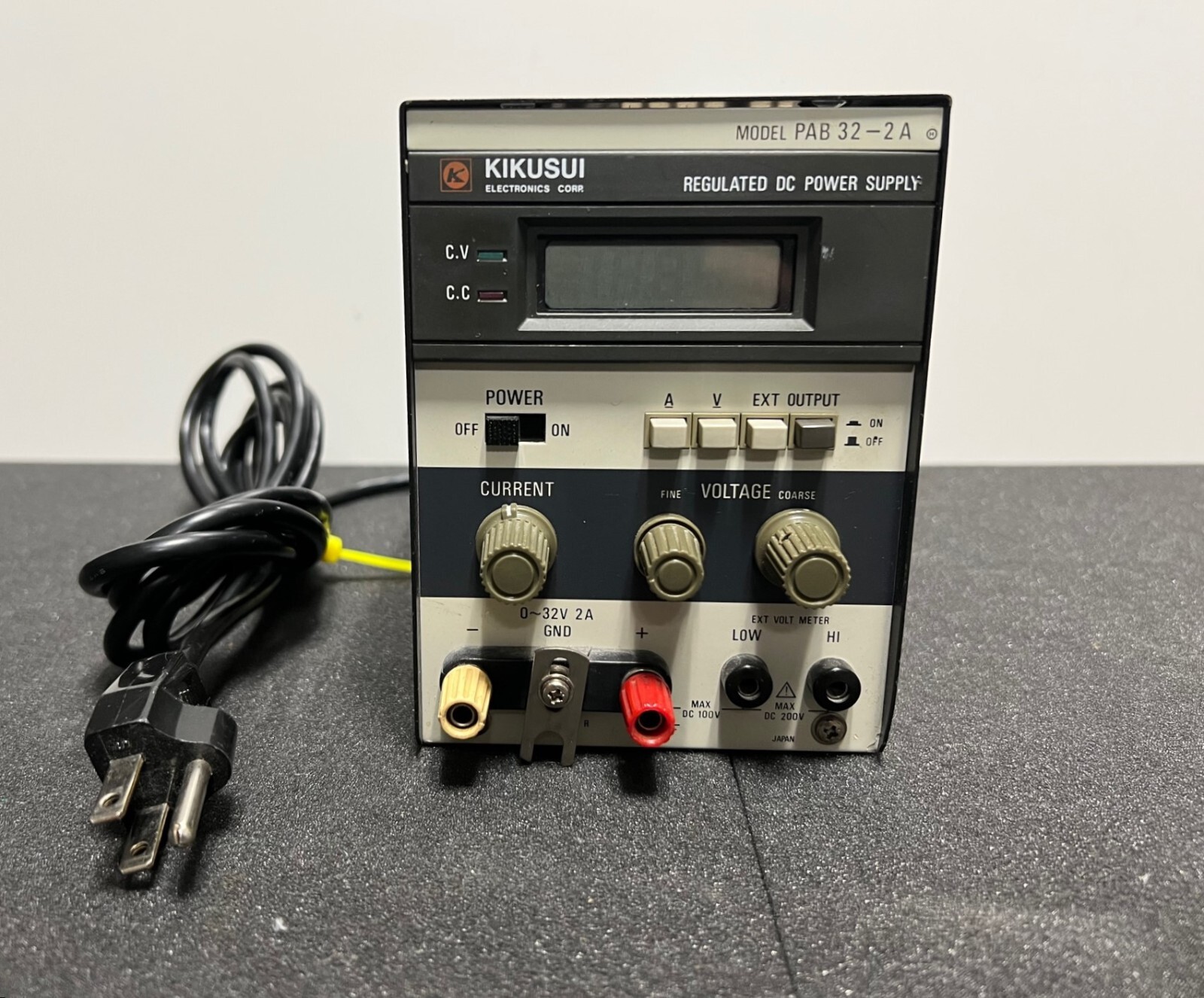 Kikusui PAB32-2A PAB Series Compact Regulated DC Power Supply, 0-32V 0-2A