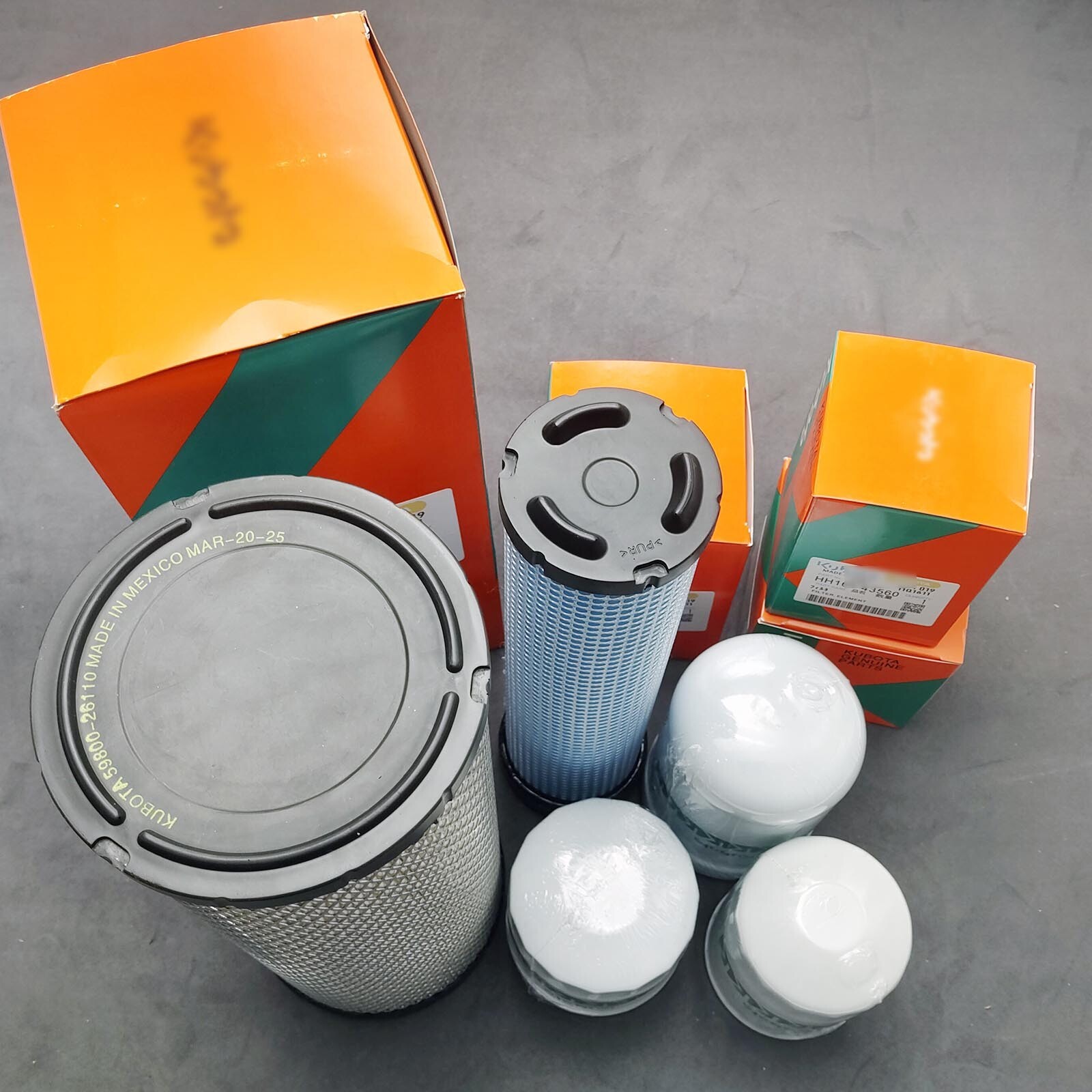 Complete Filter Service Kit for Kubota SVL75 SVL75-2 HST (SN 26157 & Below)