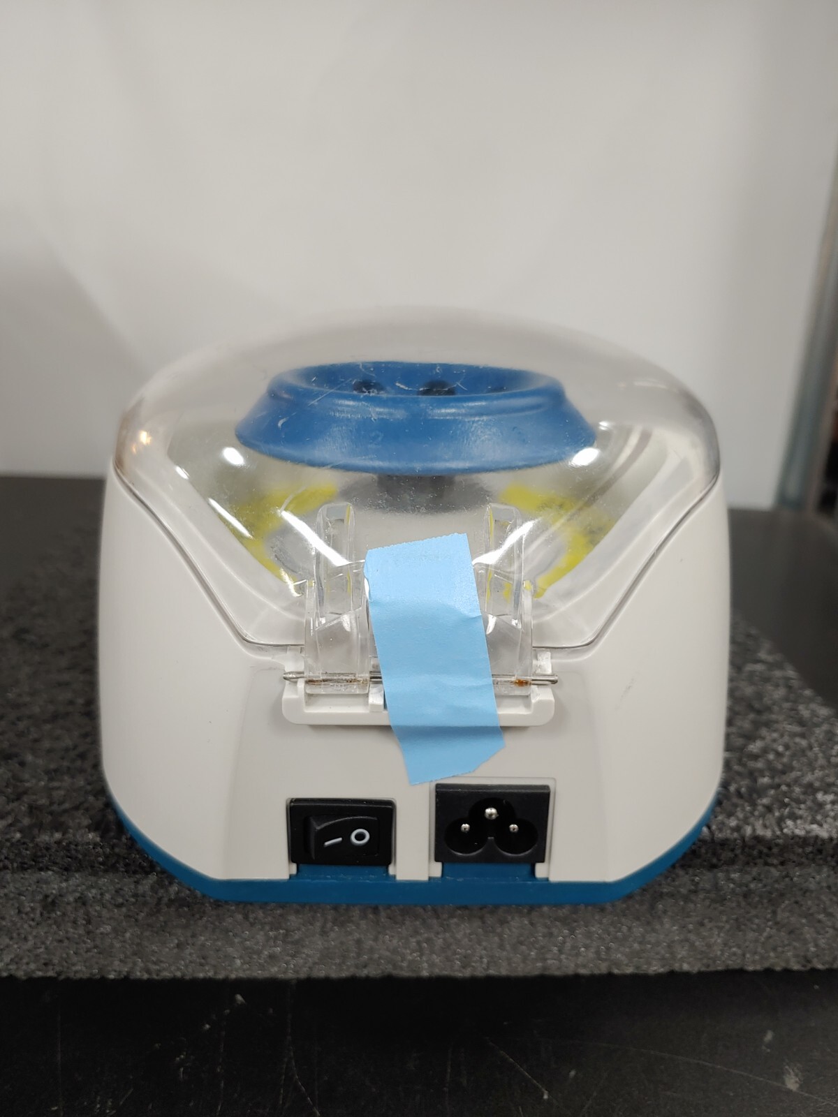 VWR Type C0803 Mini Centrifuge