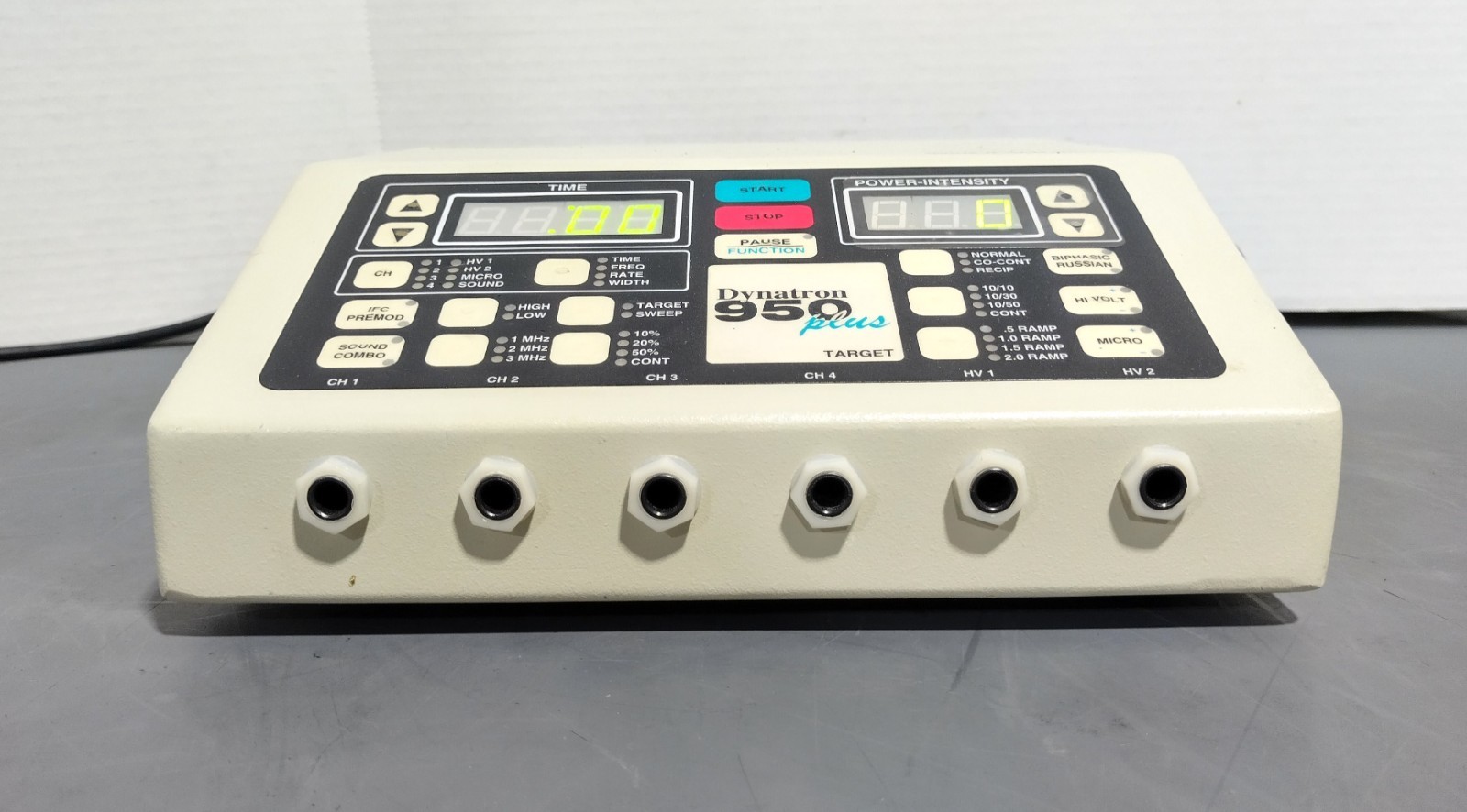 Dynatron D950 Plus/DRF-100 Therapeutic Ultrasound/Electrotherapy System