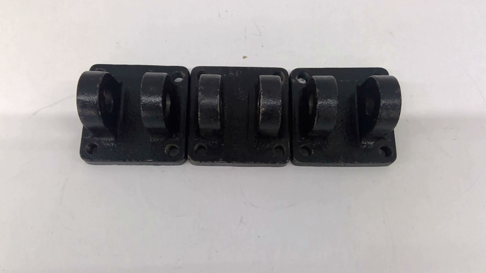 Miller Fluid Power Clevis bracket BMP2-2 H8 6C03 Lot Of 3