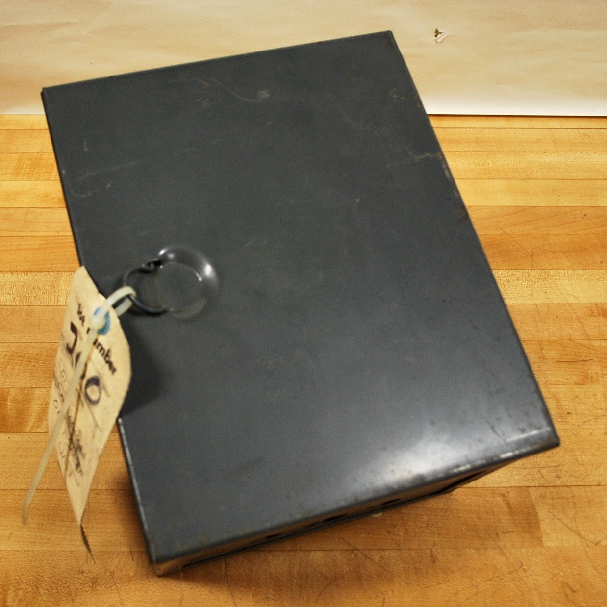 Unknown Manufacturer 10″x 8″ x 6″ Hinged Enclosure Box – NEW