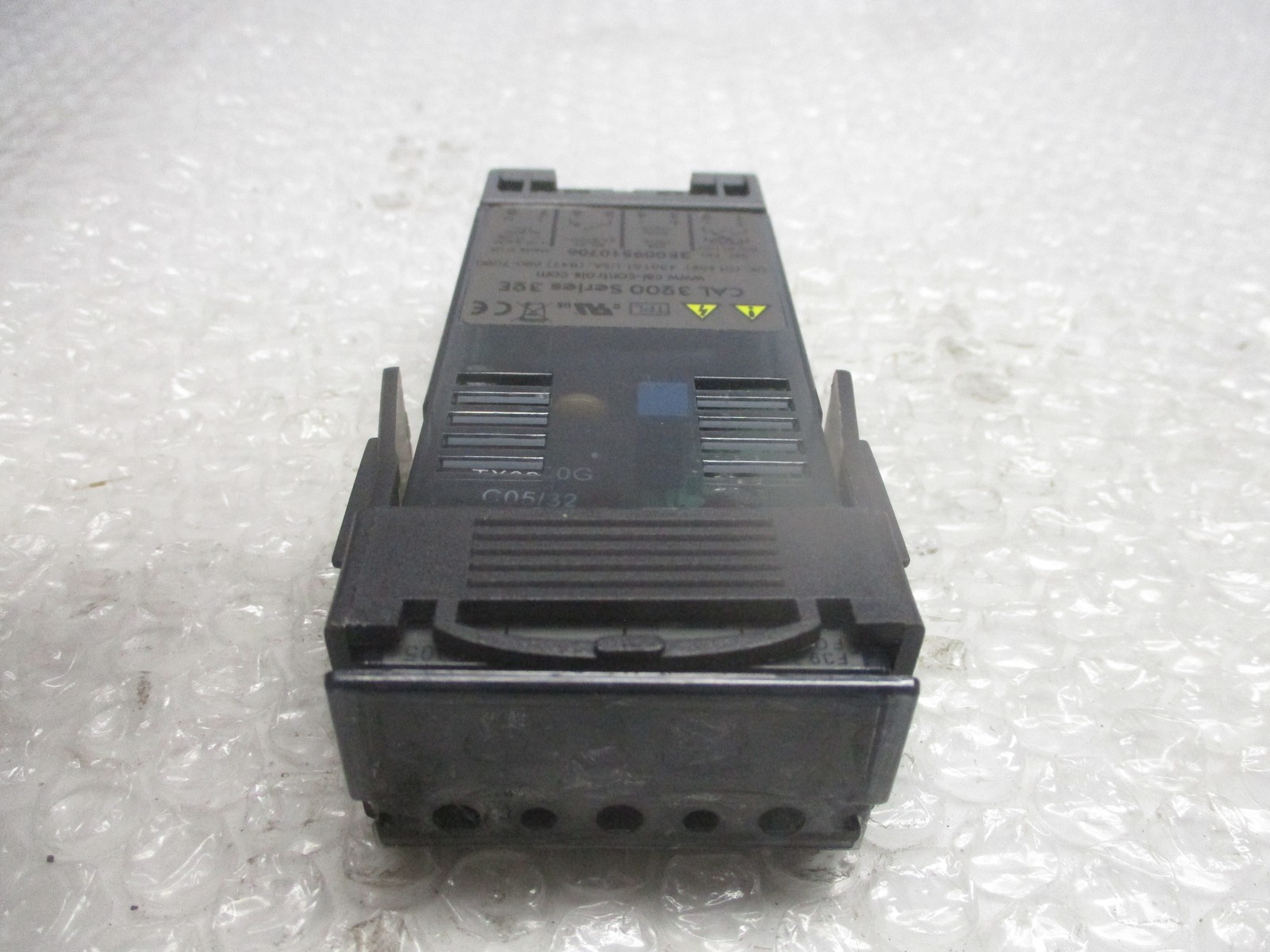 CAL CONTROLS CAL3200 32E CONTROLLER NSNP