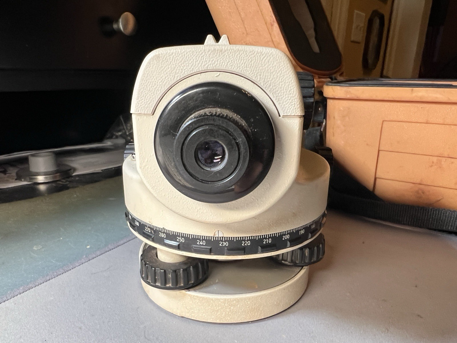 NIKON AC-2S Automatic Level 360 Degree Surveying Instrument With Case